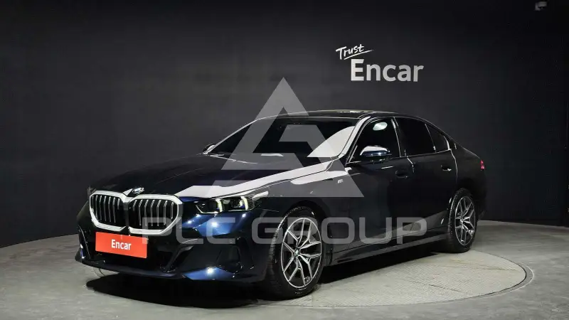 2025 BMW 520M