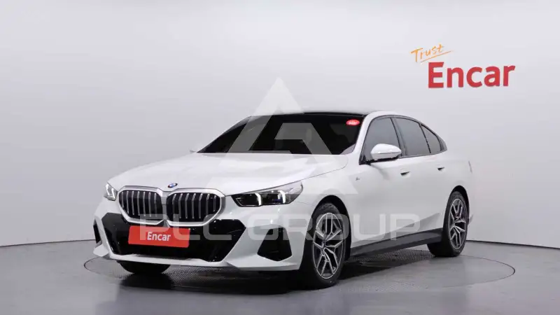 2025 BMW 520M