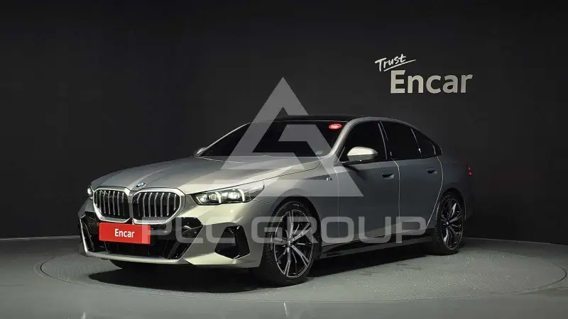 2025 BMW 530M