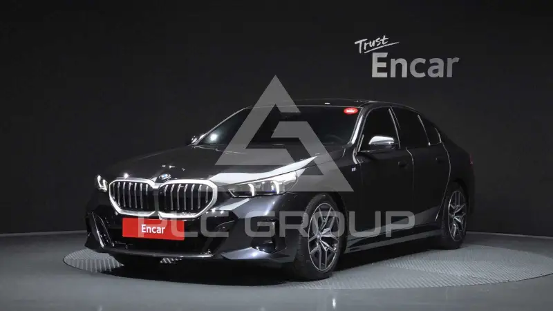 2025 BMW 520M