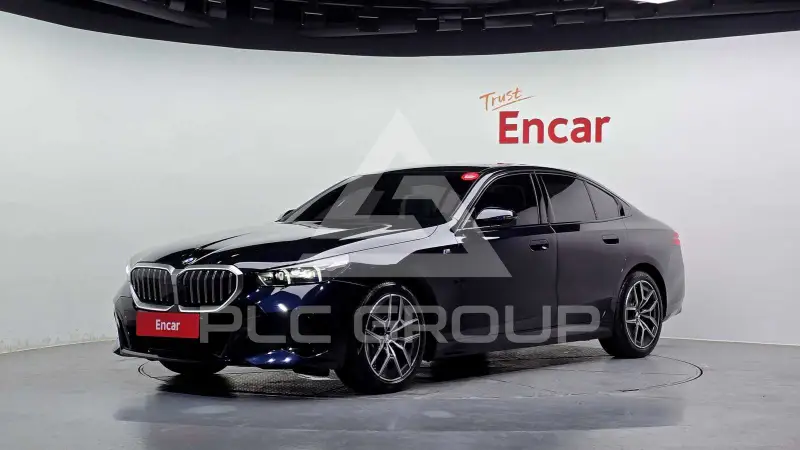2025 BMW 520M