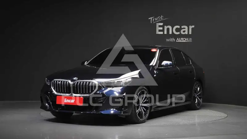 2025 BMW 530M