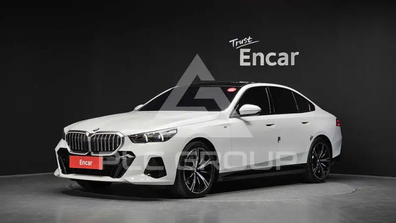 2025 BMW 530M