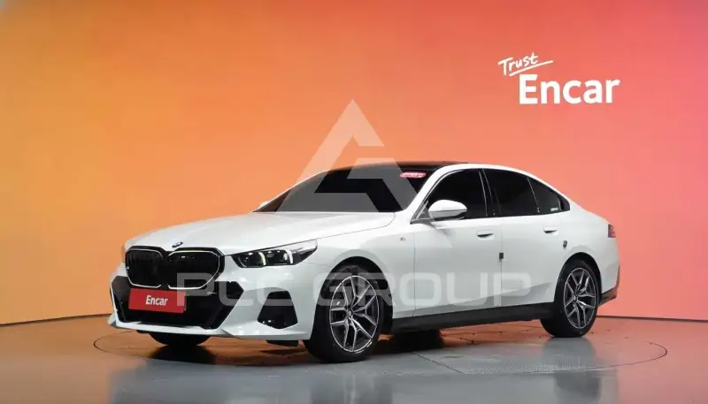 2025 BMW 520M