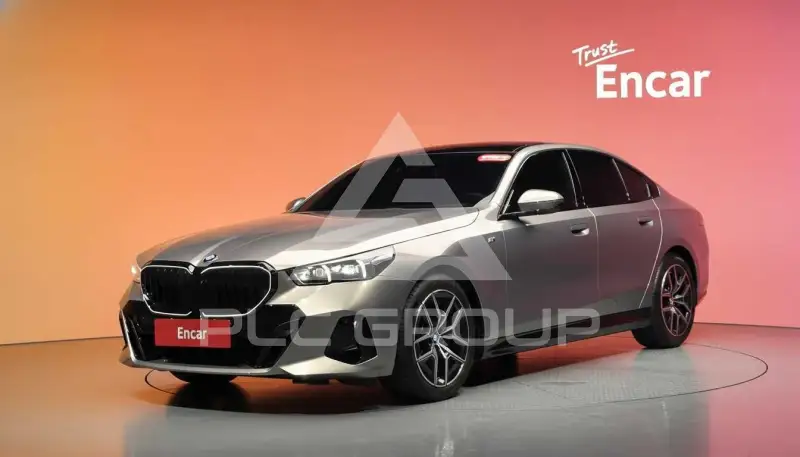 2025 BMW 535