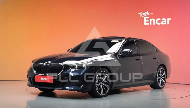 2025 BMW 530M