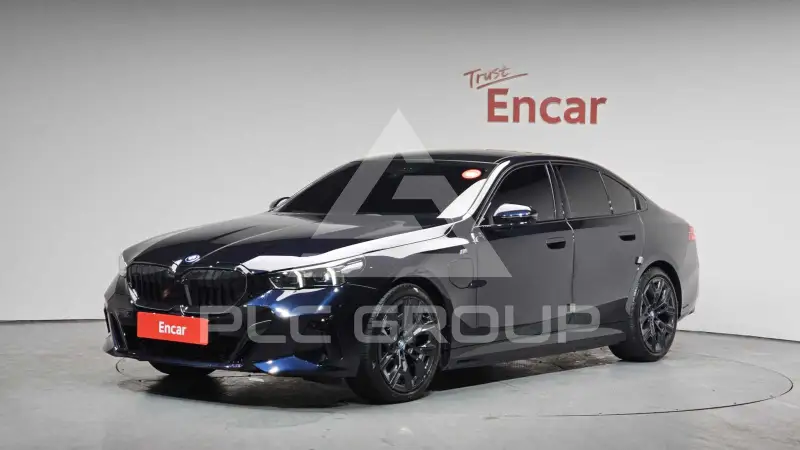 2025 BMW 530M