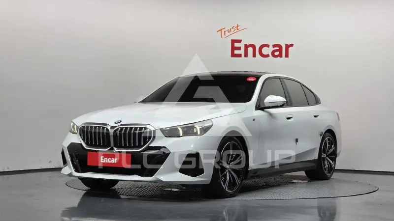 2025 BMW 530M