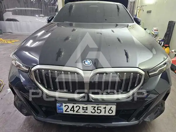 2025 BMW 530M