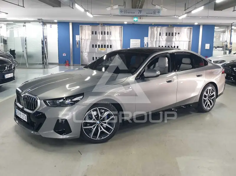 2025 BMW 520M