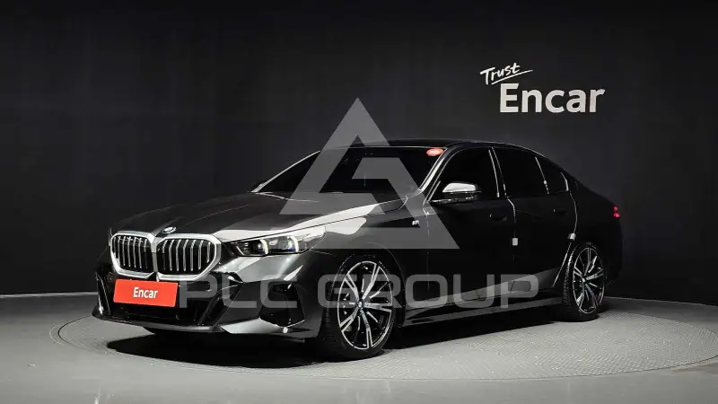 2025 BMW 520M