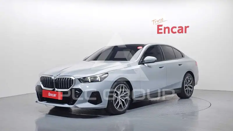 2025 BMW 520M