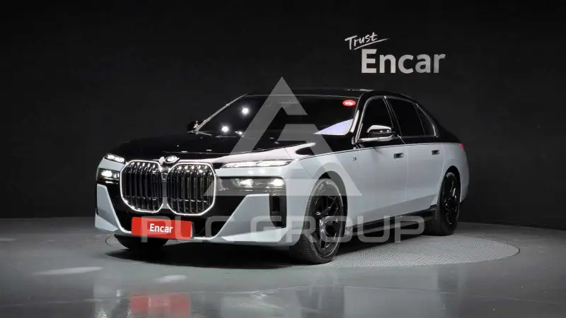 2025 BMW 740M