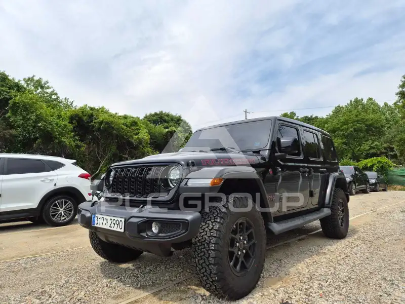 2025 Jeep WRANGLER