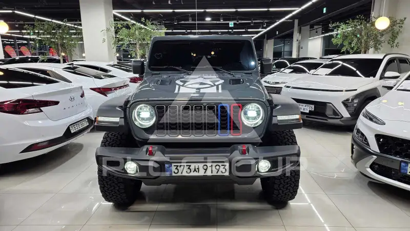 2025 Jeep WRANGLER