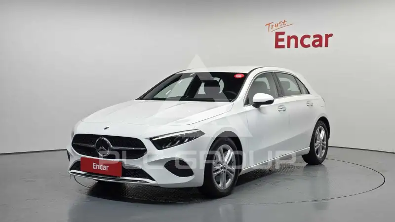 2025 Mercedes Benz A