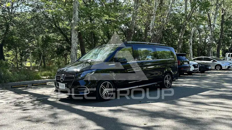 2025 Mercedes Benz V