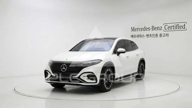 2025 Mercedes Benz Eqs