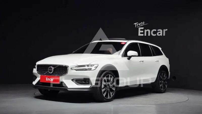 2025 Volvo V60