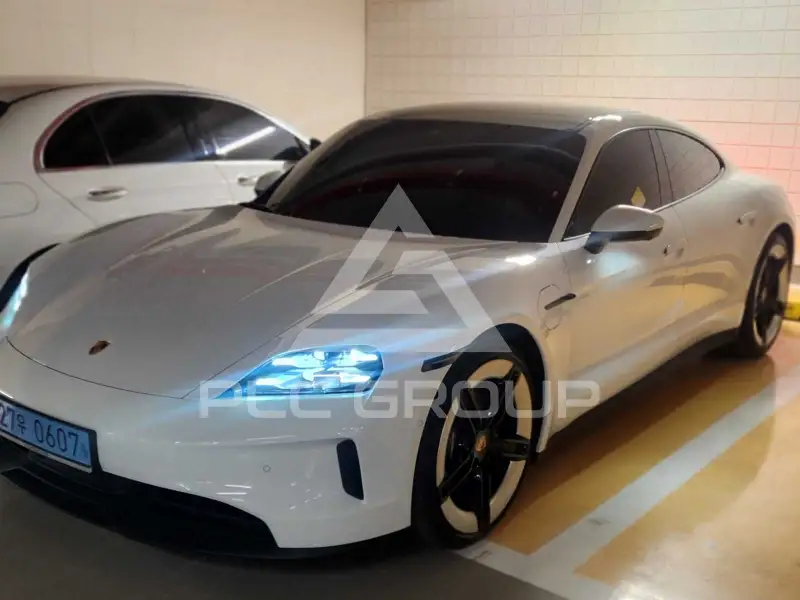 2025 Porsche Taycan