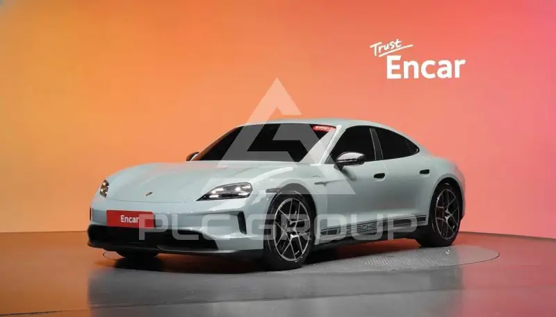 2025 Porsche Taycan