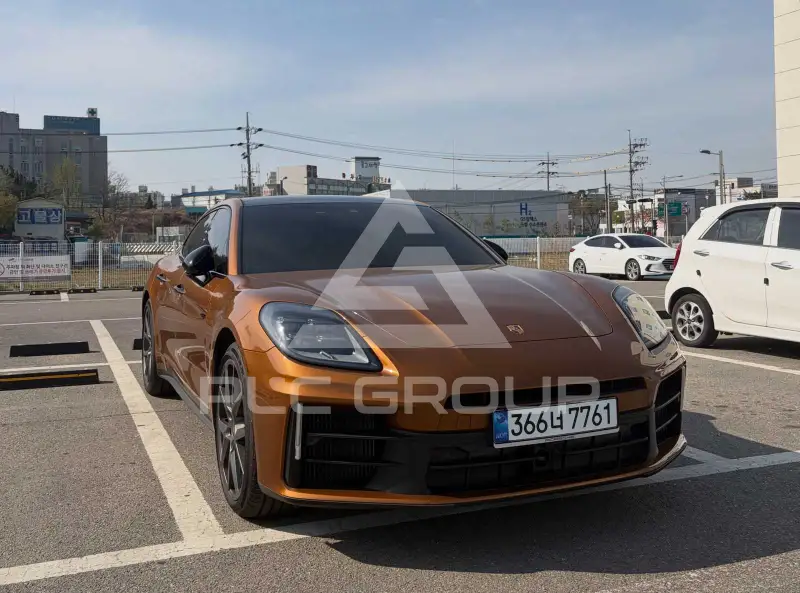 2025 Porsche Panamera