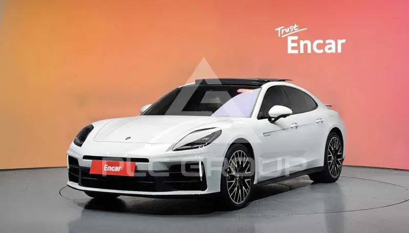 2025 Porsche Panamera