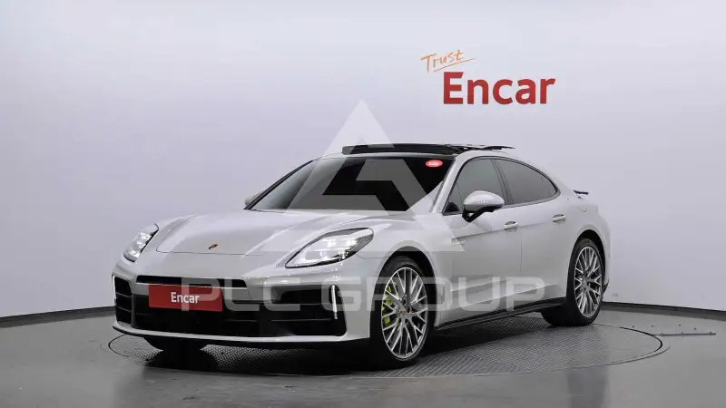2025 Porsche Panamera
