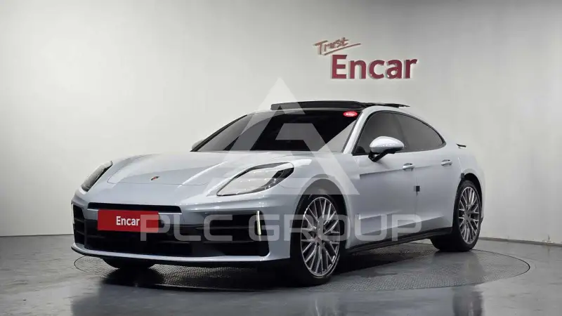 2025 Porsche Panamera