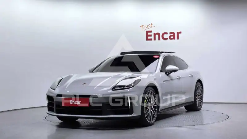 2025 Porsche Panamera