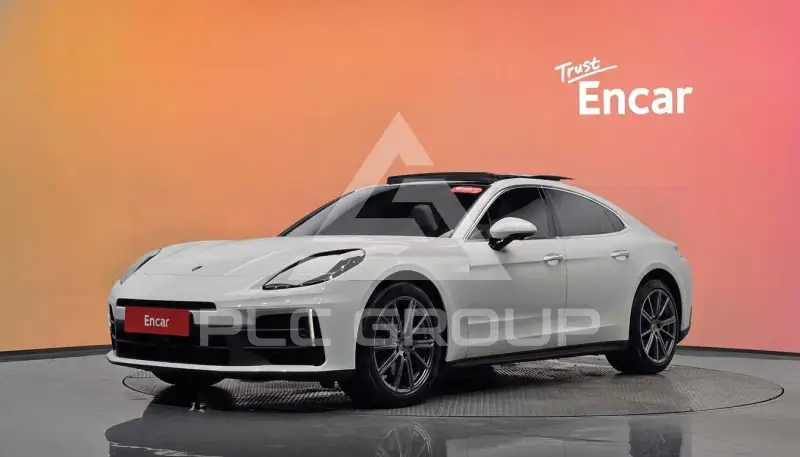 2025 Porsche Panamera