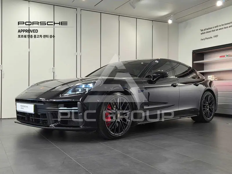 2025 Porsche Panamera