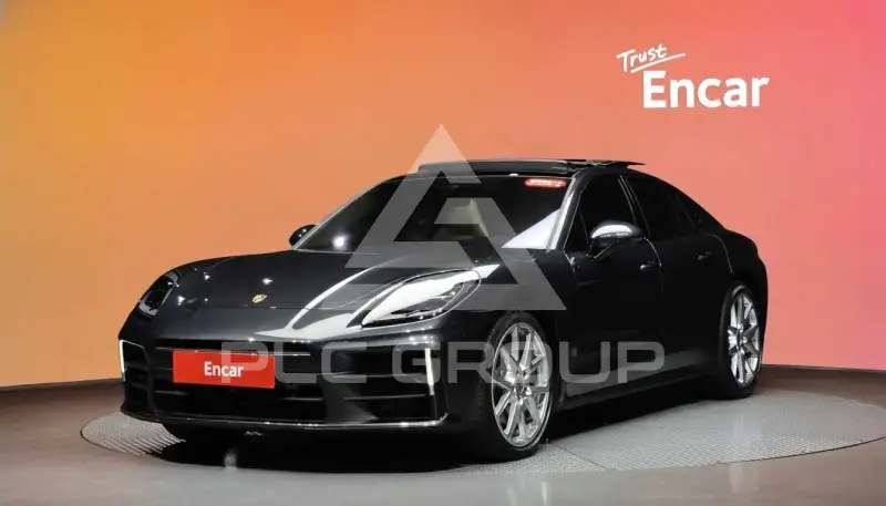 2025 Porsche Panamera