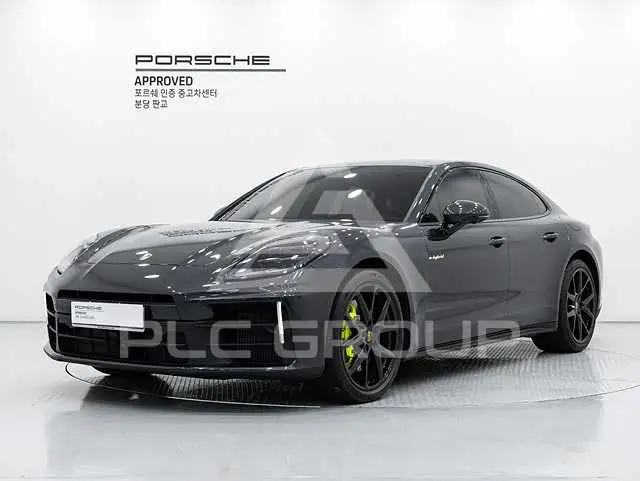 2025 Porsche Panamera