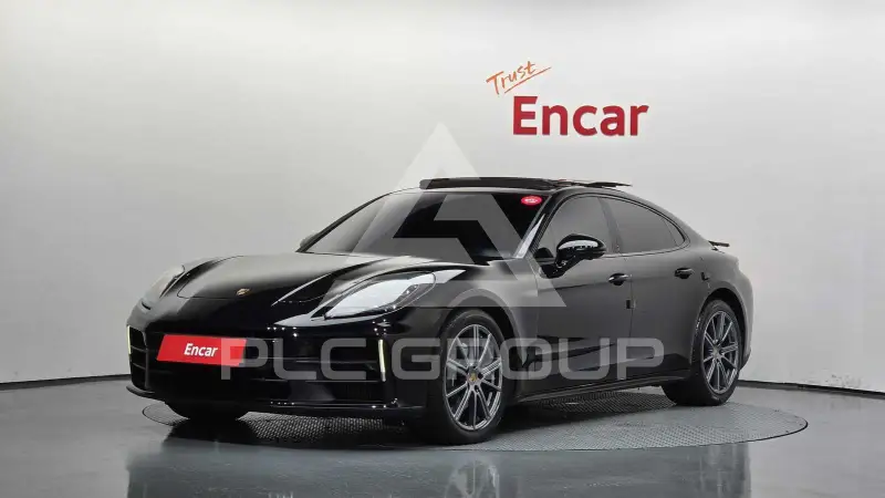 2025 Porsche Panamera