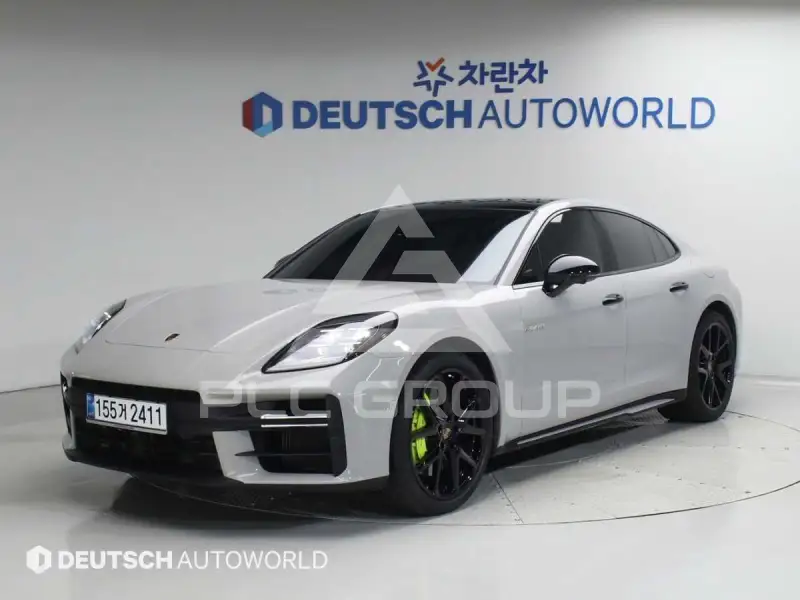 2025 Porsche Panamera