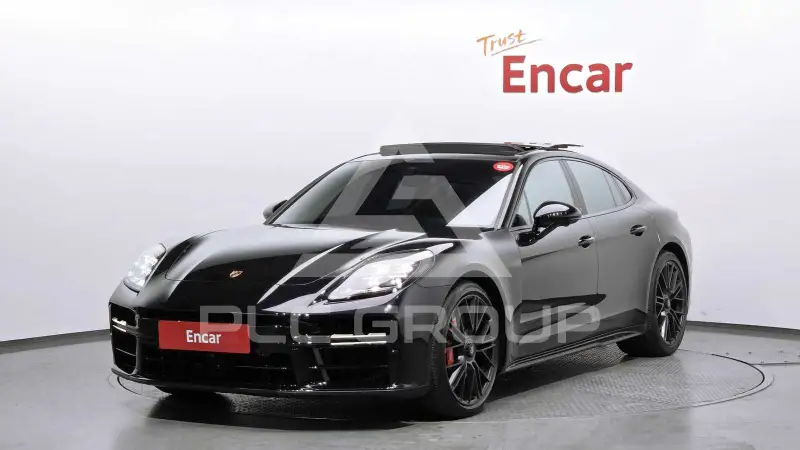 2025 Porsche Panamera
