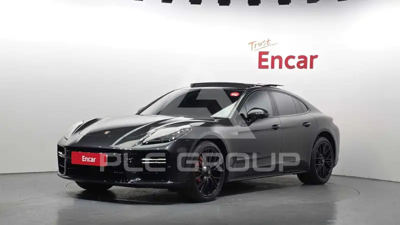 2025 Porsche Panamera