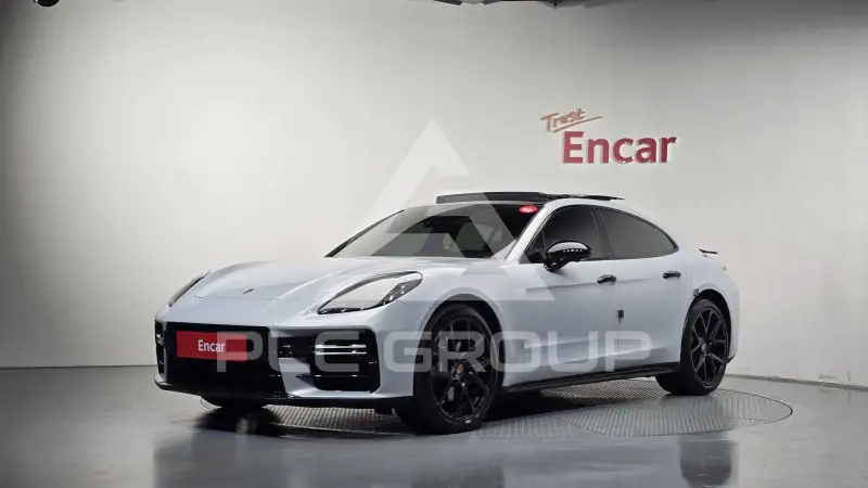 2025 Porsche Panamera