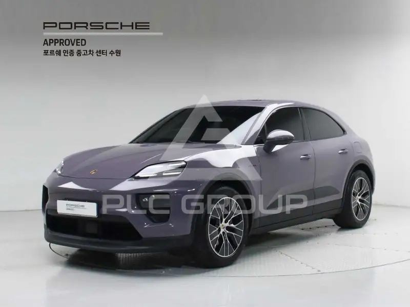 2025 Porsche Macan