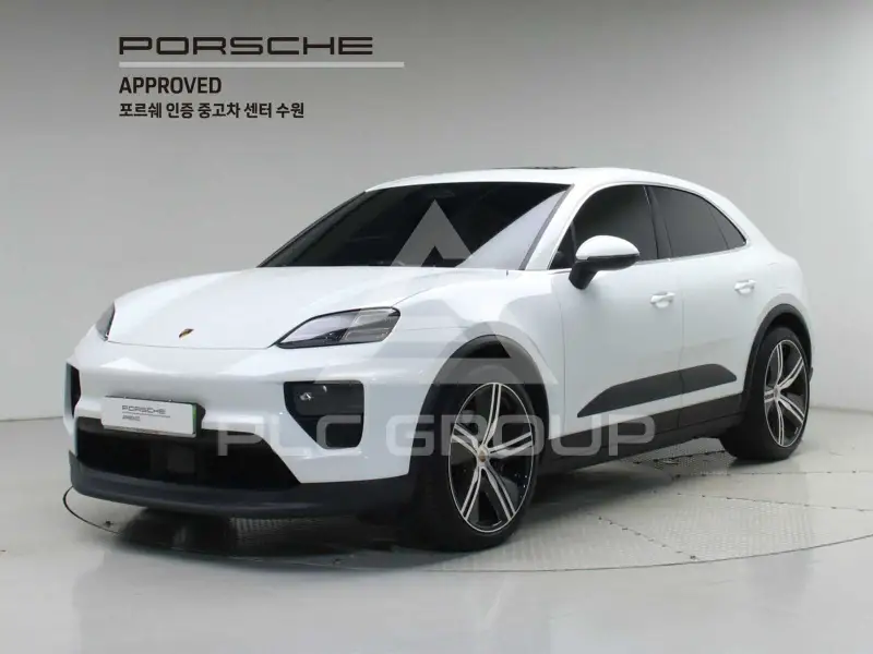 2025 Porsche Macan