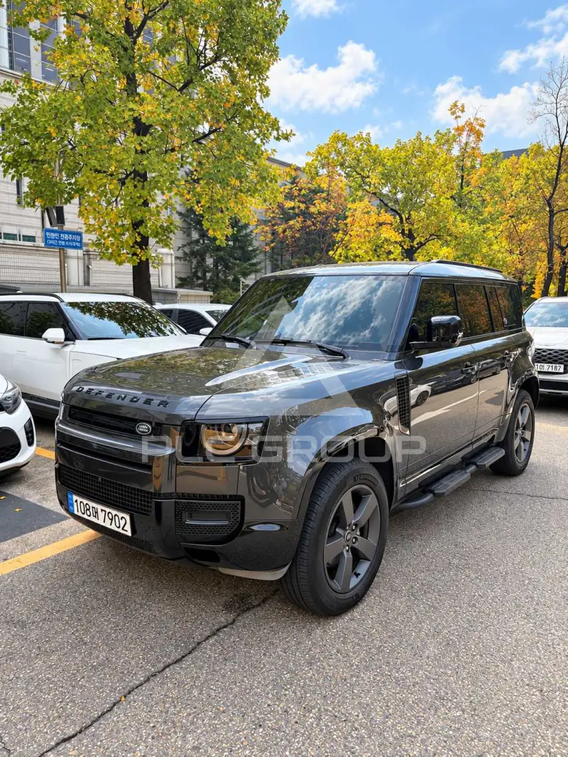 2025 Land Rover DEFENDER