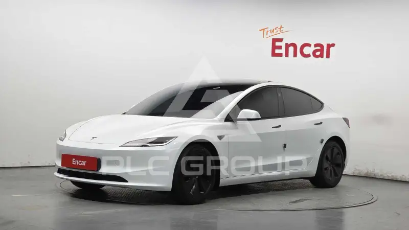 2025 Tesla Model 3