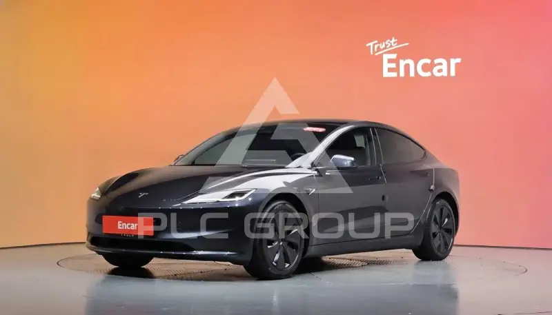 2025 Tesla Model 3