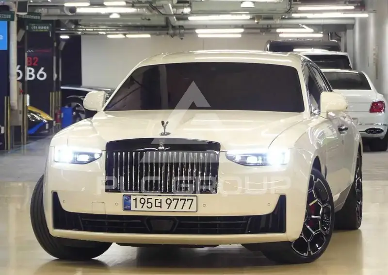 2025 Rolls Royce Ghost