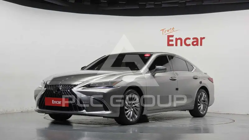 2025 Lexus ES