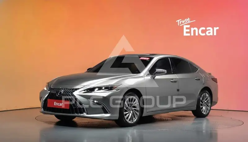 2025 Lexus ES