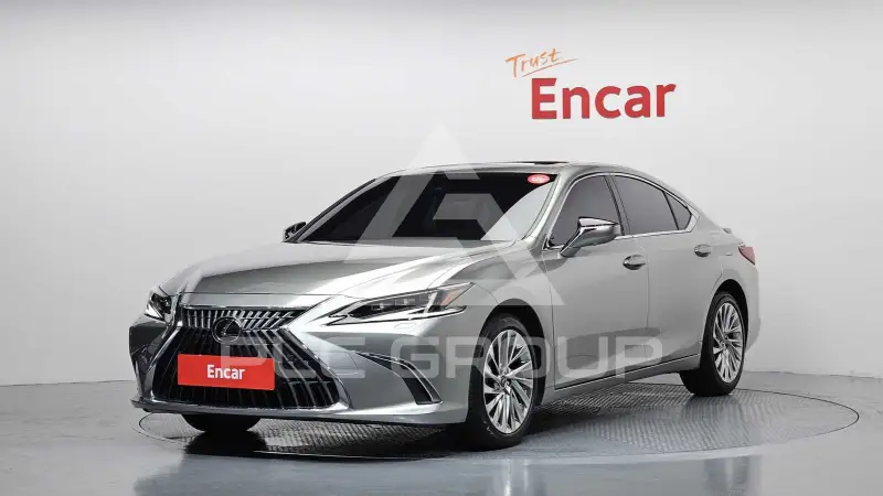 2025 Lexus ES
