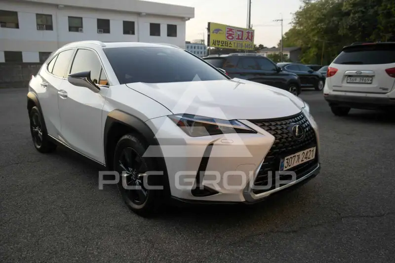 2025 Lexus UX
