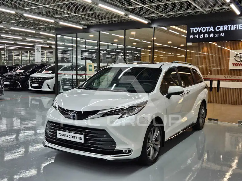 2025 Toyota Sienna